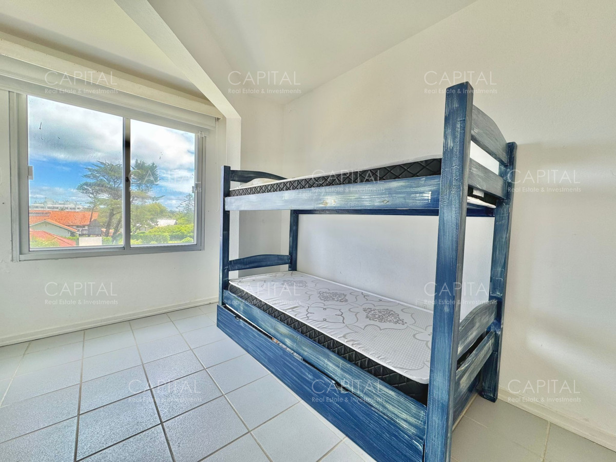 Apartamento ID.25811 - Apartamento en Venta Playa Mansa, Punta del Este Primera Linea