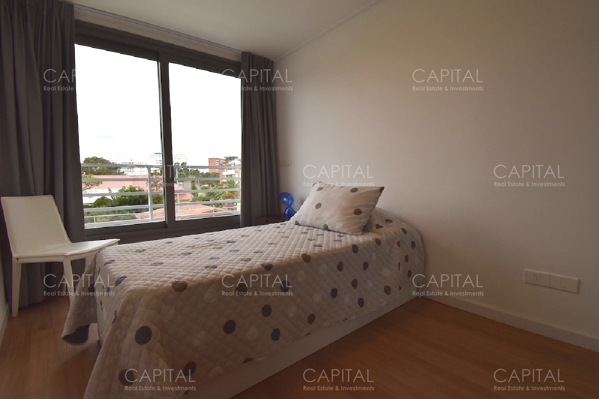 Apartamento ID.26953 - Excelente apartamento 3 dormitorios en suite Punta del Este + Alexander 