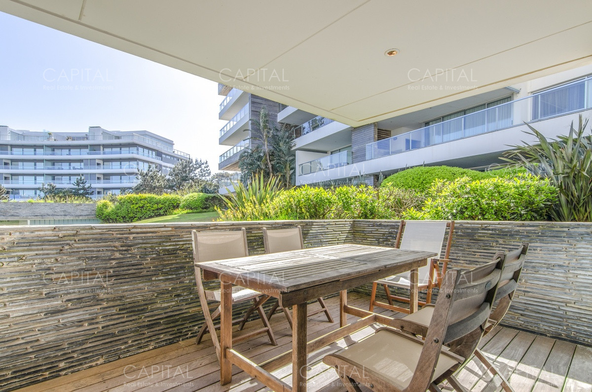 Apartamento ID.27139 - Apartamento Tres Dormitorios en Aqluiler Playa Brava
