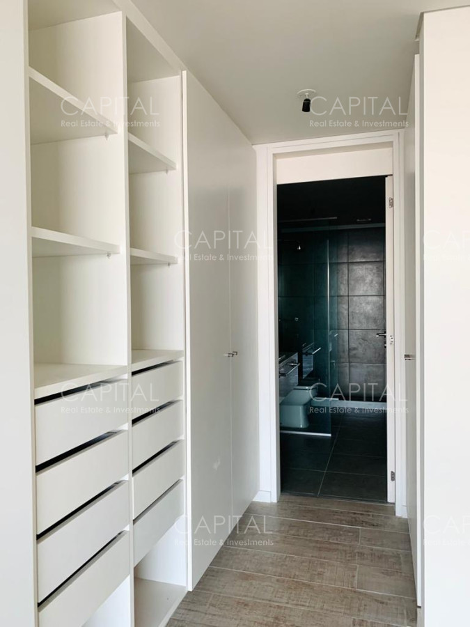 Apartamento ID.30995 - Moderno Penthouse de 3 Dormitorios frente a Playa Mansa