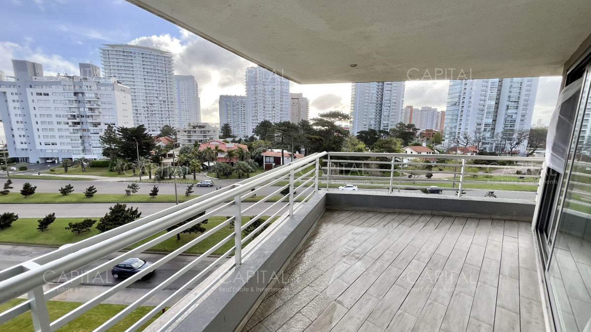 Apartamento ID.34121 - Apartamento en Venta Alexander de dos dormitorios, Punta del Este