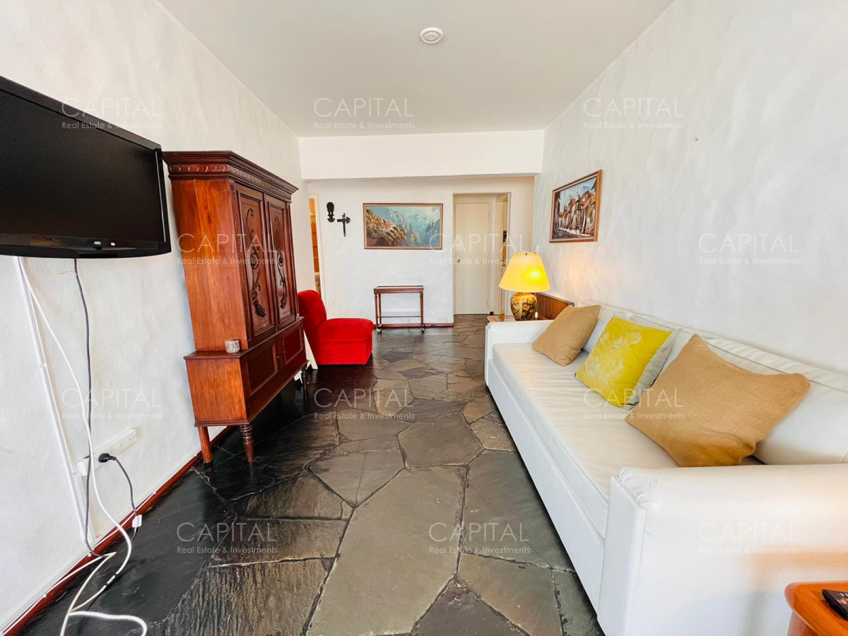 Apartamento ID.37041 - Apartamento Dos Dormitorios en Peninsula con Vista al Mar