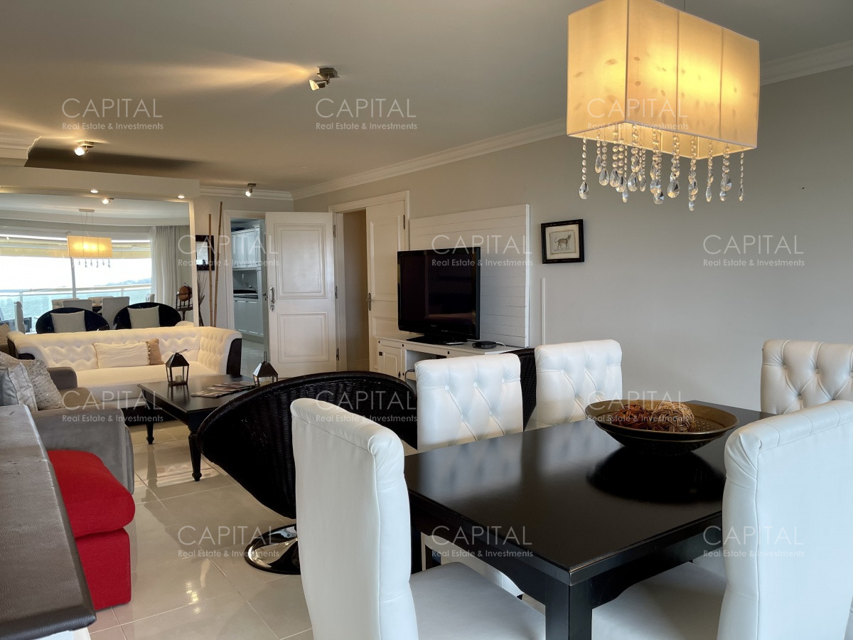 Apartamento ID.25117 - Le Jardin Punta del Este Apartamento de tres dormitorios en Venta
