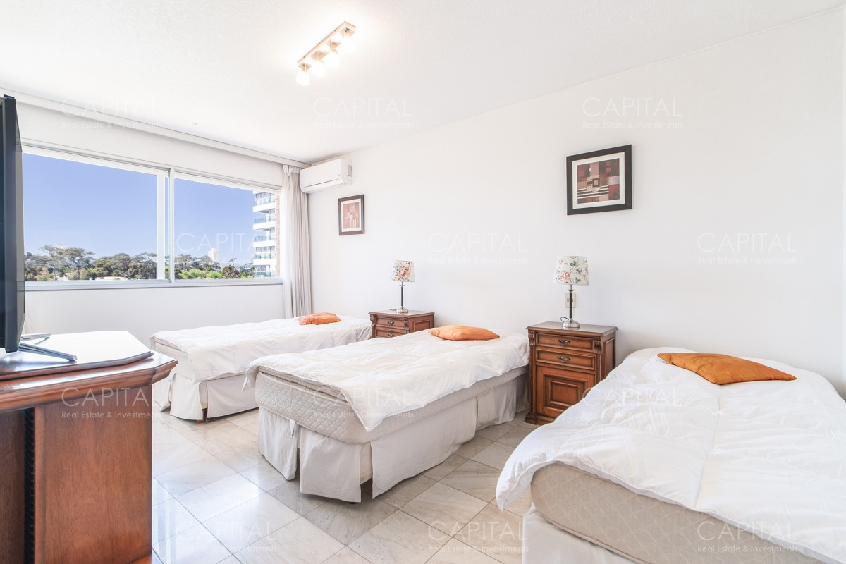 Apartamento ID.35407 - Golden Gate Punta del Este Apartamento Primera Fila