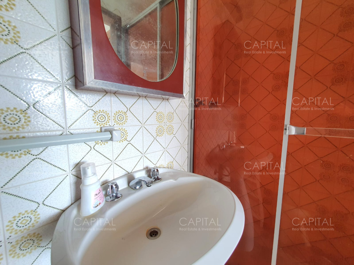 Apartamento ID.32588 - Venta departamento tres dormitorios y dep servicio Punta del Este