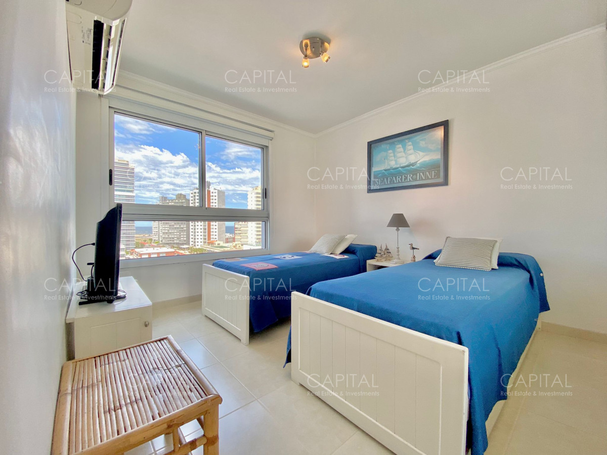 Apartamento ID.31832 - Apartamento en Venta de tres dormitorios, Punta del Este