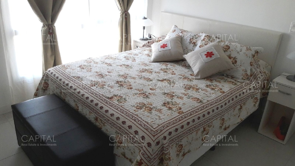 Apartamento ID.26618 - Apartamento de dos dormitorios y dos garaje en venta, Punta del Este.