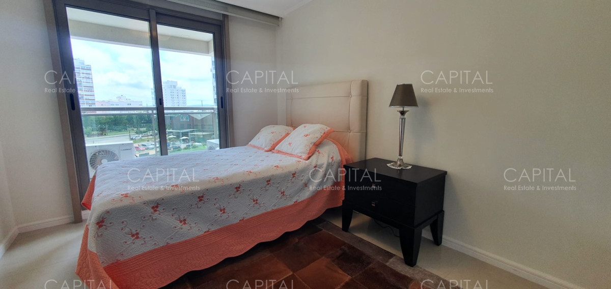 Apartamento ID.32278 - Venta departamento frente al mar tres dormitorios mas dependencia Playa Brava Punta del Este