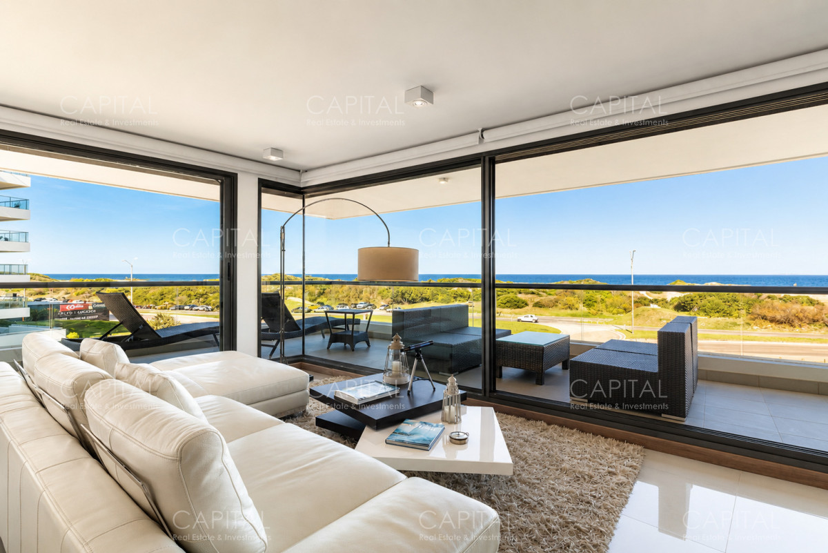 Apartamento ID.40730 - Departamento 3 dormitorios y dependencia frente a Playa Brava en Rincón del indio