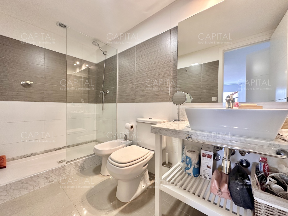 Apartamento ID.35544 - Torre ONE Dos Dormitorios en Venta Punta del Este