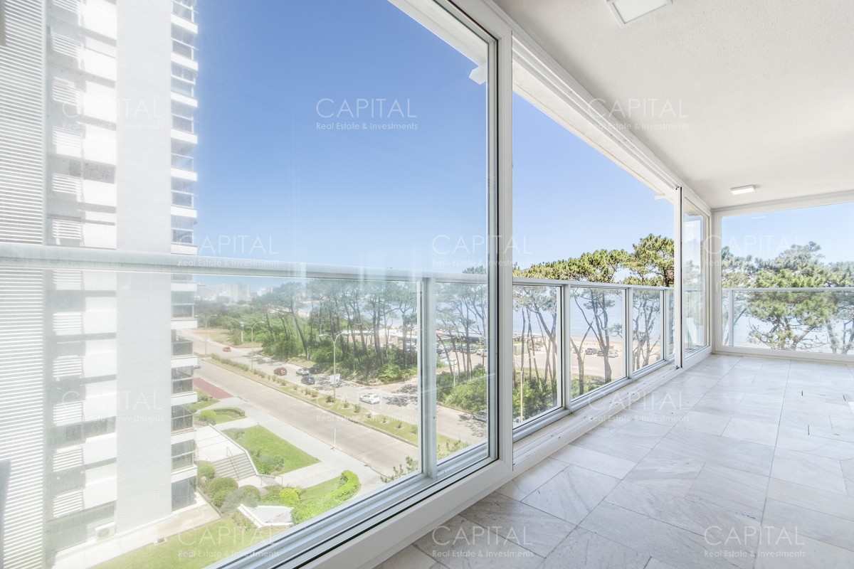 Apartamento ID.35407 - Golden Gate Punta del Este Apartamento Primera Fila