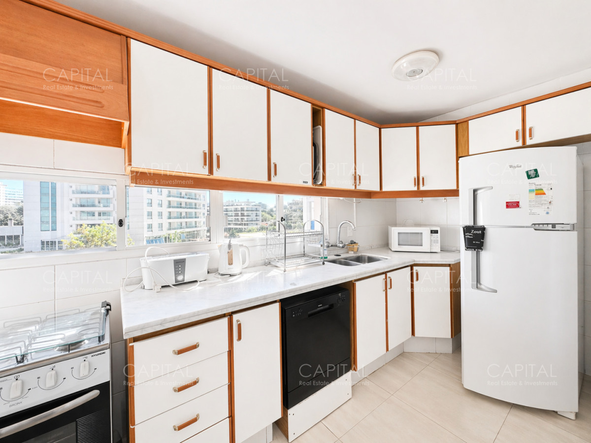 Apartamento ID.39941 - Apartamento en Venta de Tres Dormitorios en Playa Brava 