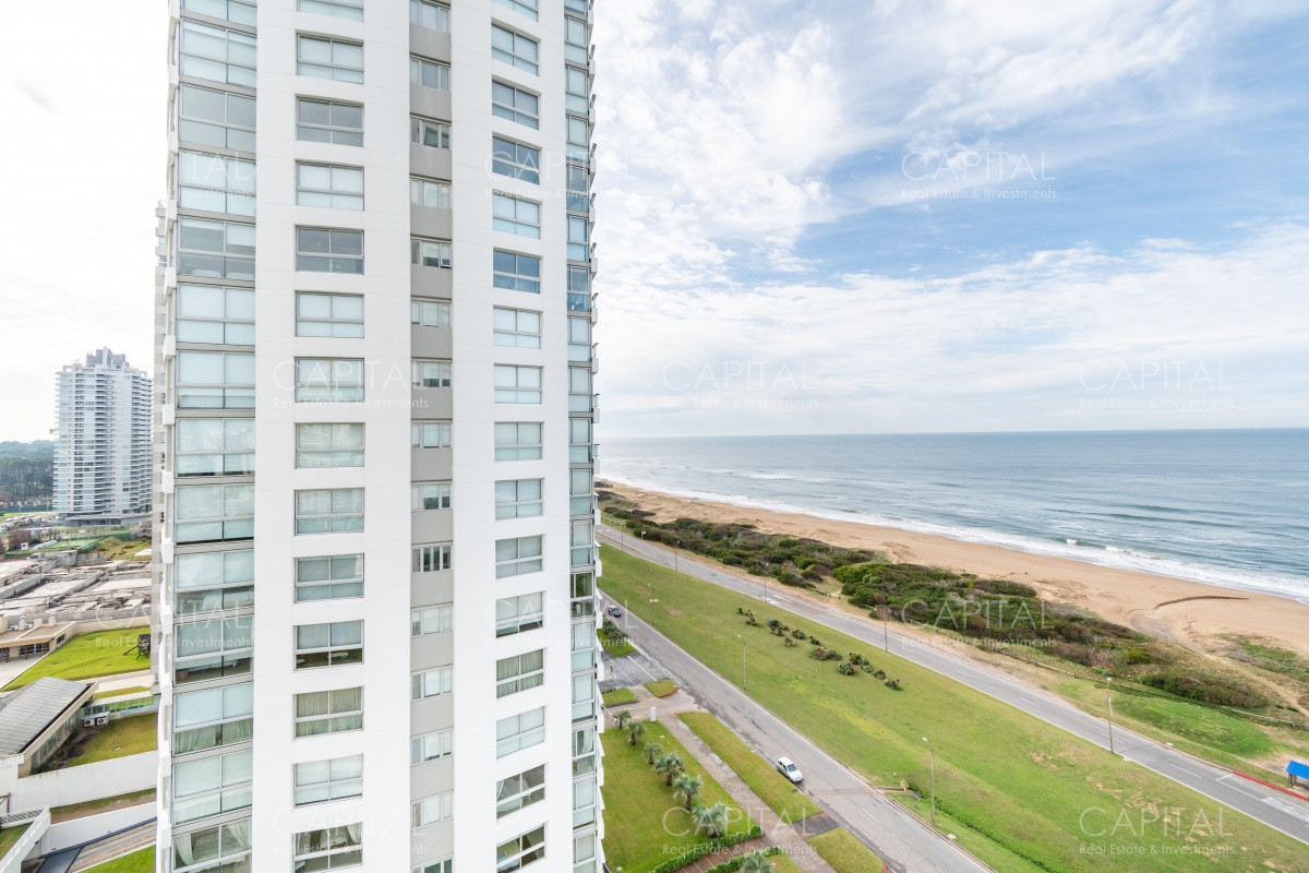 Apartamento ID.28119 - Departamento Le Parc Punta del Este En Venta Tres Dormitorios Mas Dependencia