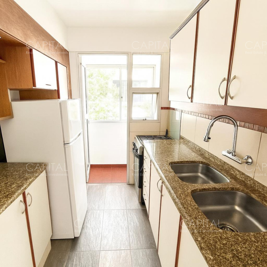 Apartamento ID.32238 - Apartamento en Alquiler Tres Dormitorios Duplex con Parrillero en Playa Mansa