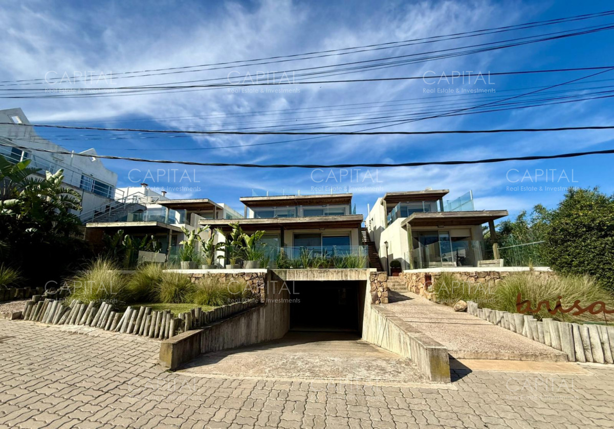 Apartamento ID.38291 - Departamento en venta 3 dorm La Barra a 100 mts del mar