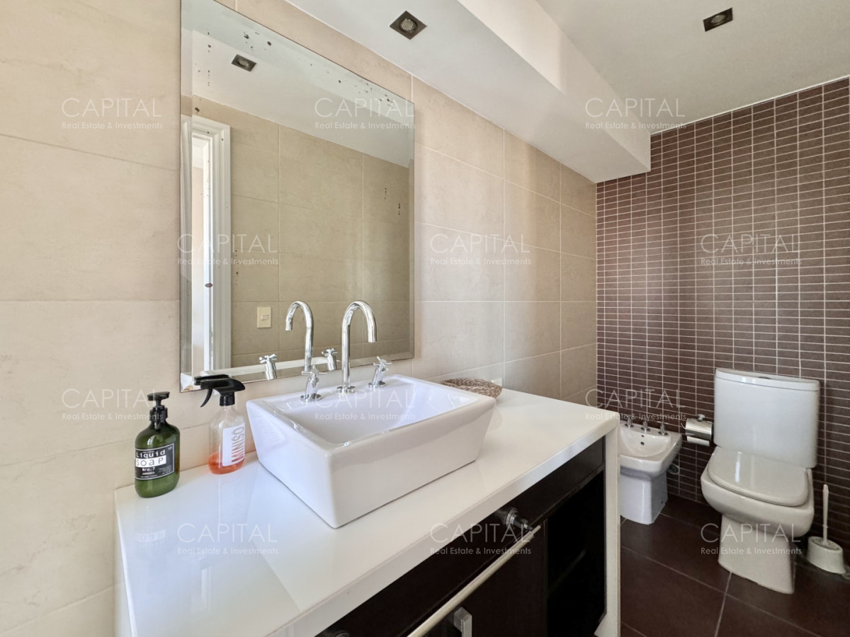 Apartamento ID.39802 - Penthouse Duplex con piscina y parrillero propio frente al Mar, en venta, Punta del Este