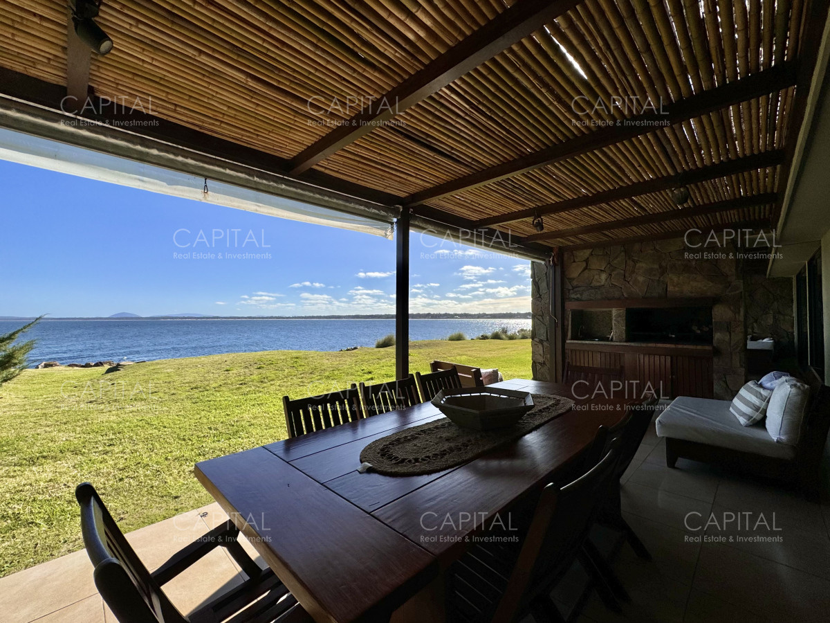 Apartamento ID.28127 - Quartier Punta Ballena Departamento en alquiler Primera fila al Mar de Punta Ballena Tres Dormitorios