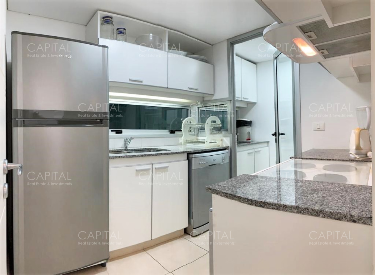 Apartamento ID.30716 - Apartamento de tres dormitorios, edificio con buenos servicios.