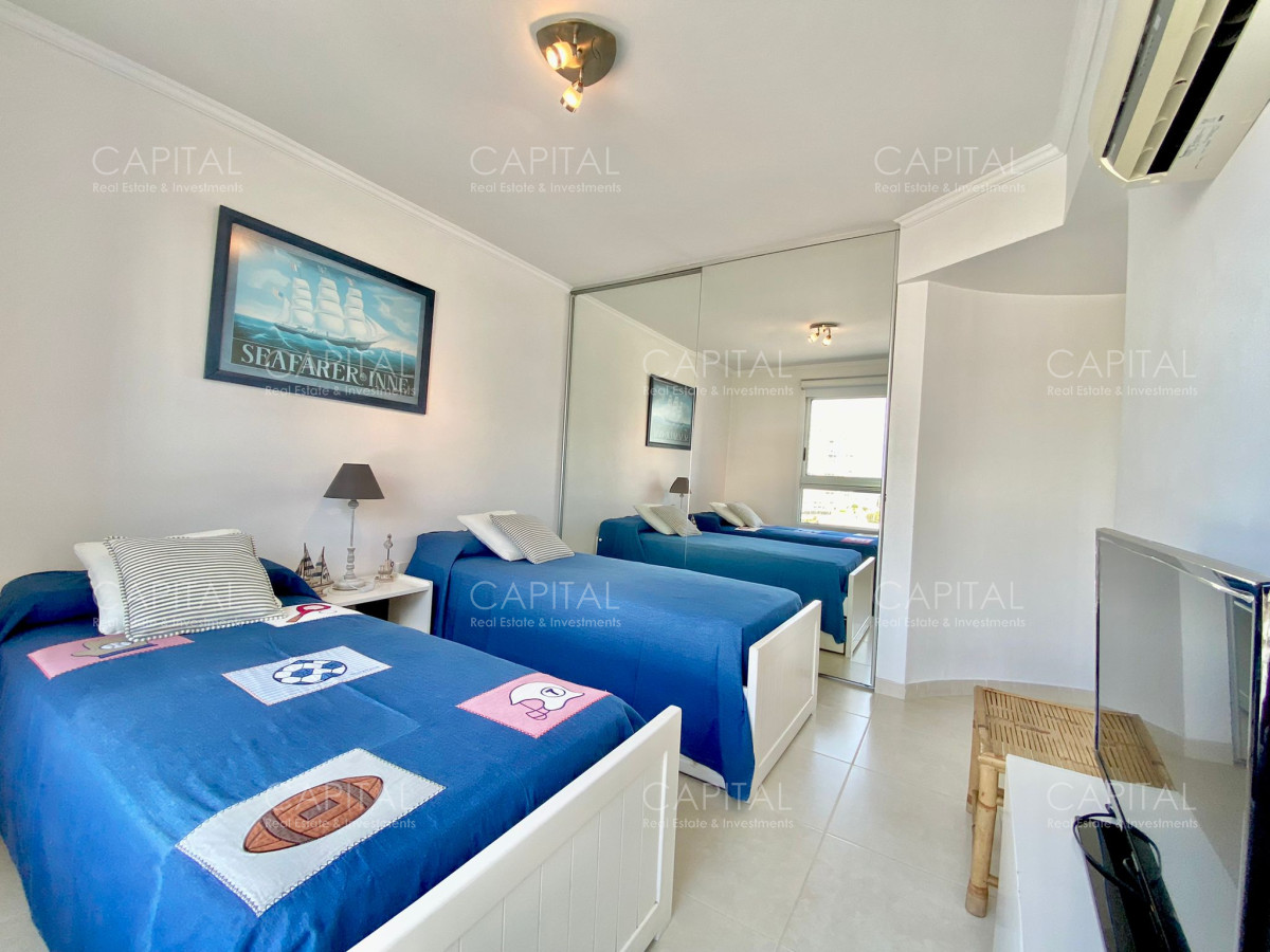 Apartamento ID.31832 - Apartamento en Venta de tres dormitorios, Punta del Este