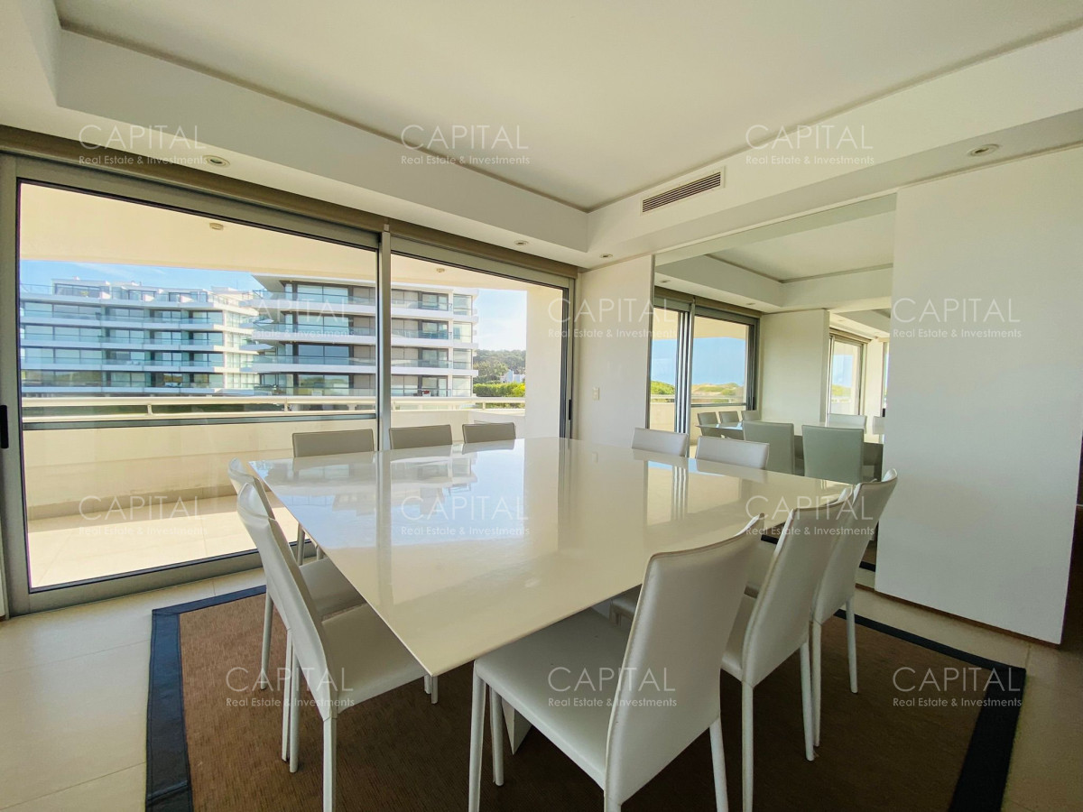 Apartamento ID.31899 - Apartamento de Lujo Frente Playa Brava Punta del Este
