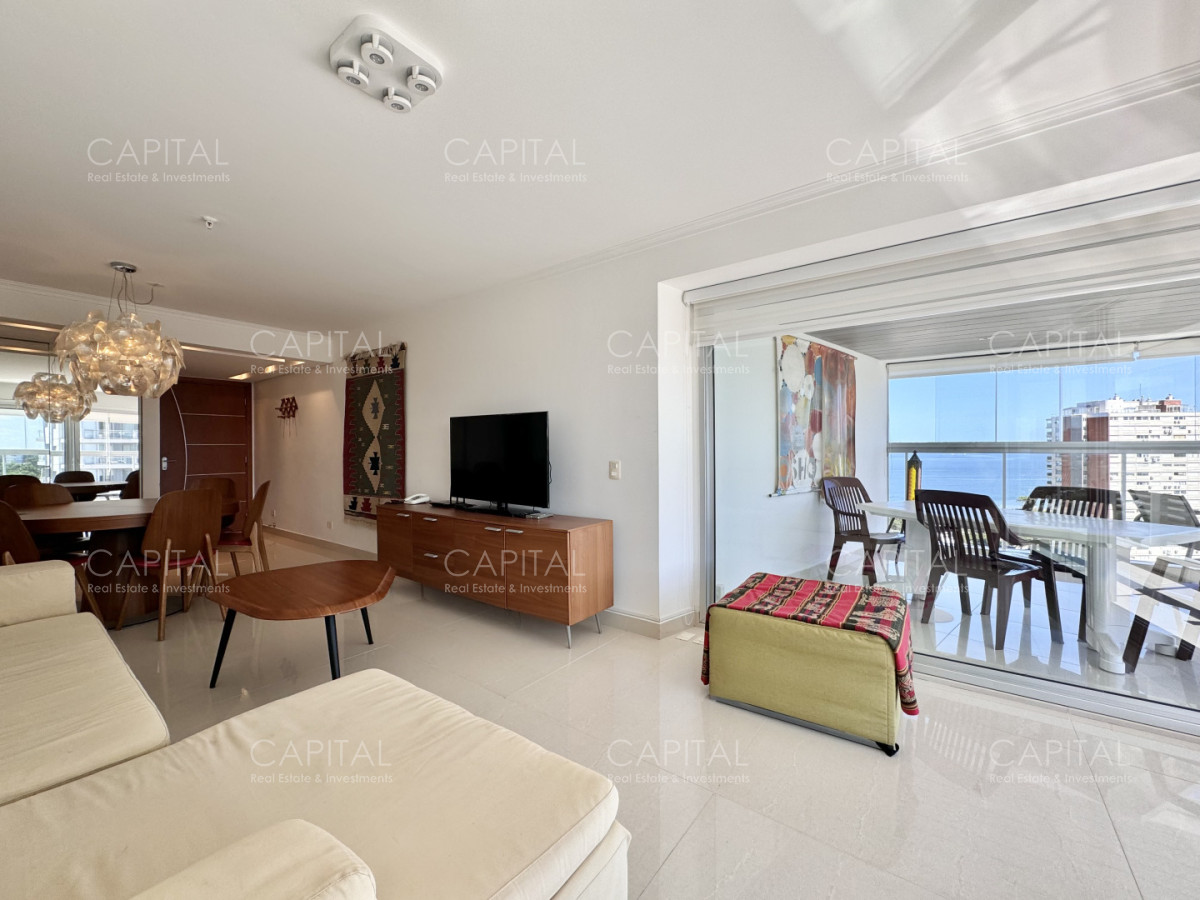 Apartamento ID.39738 - Apartamento de dos dormitorios con parrillero propio en alquiler, Playa Mansa, Punta del Este.