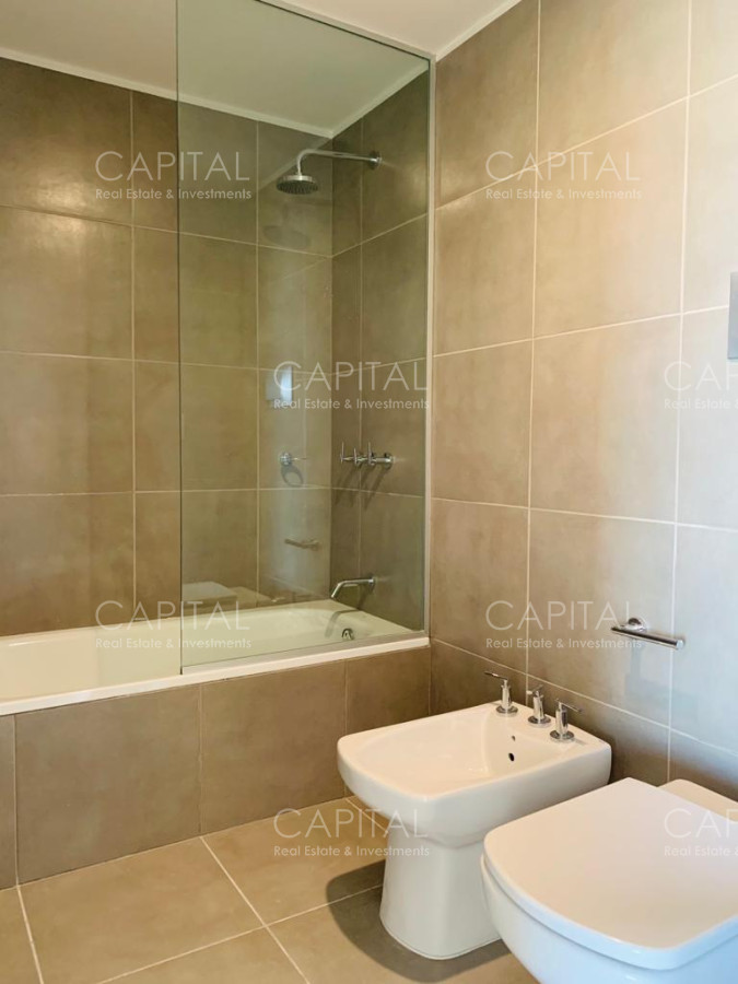 Apartamento ID.30996 - Moderno Penthouse a Estrenar de 3 Dormitorios frente a Playa Mansa - Venta