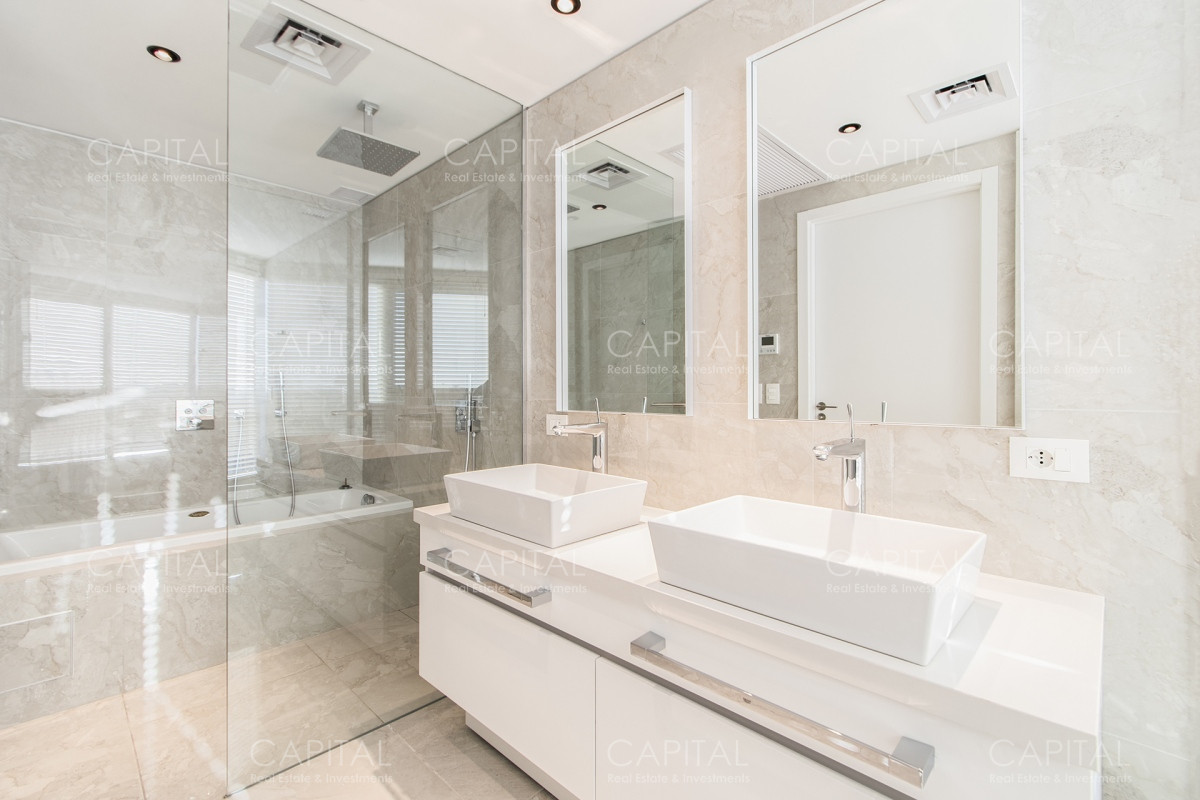 Apartamento ID.34062 - TRUMP TOWER Apartamento primera linea en Playa Brava, Punta del Este dos dormitorios en Alquiler Anual