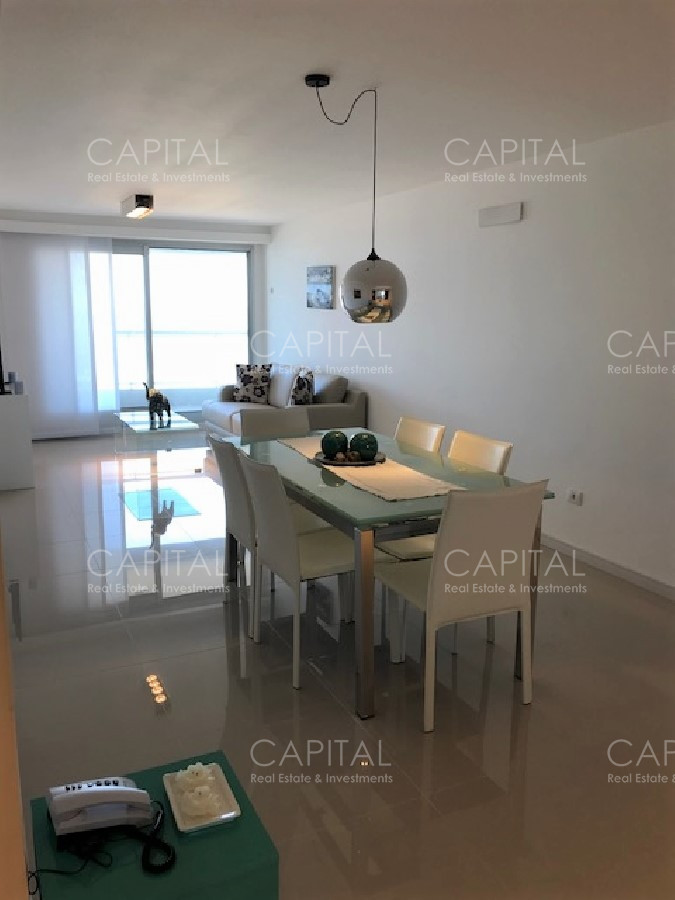 Apartamento ID.29152 - Moderno Apartamento de Dos Dormitorios con Vista al Mar - Alquiler Anual