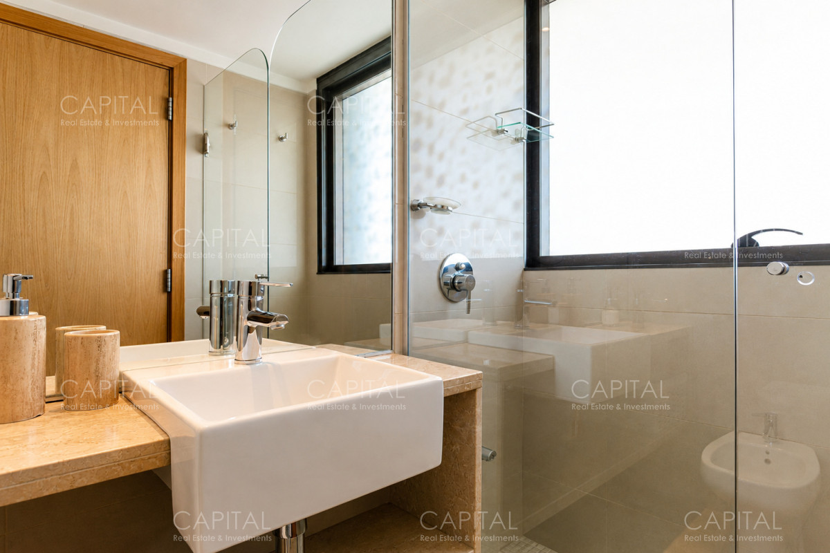 Apartamento ID.40730 - Departamento 3 dormitorios y dependencia frente a Playa Brava en Rincón del indio
