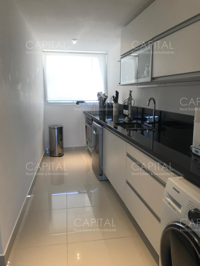 Apartamento ID.28086 - Departamento en venta 3 dormitorios en Manantiales en Bikini Beach