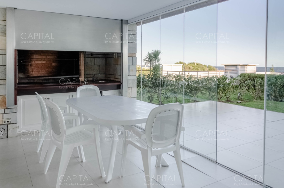 Apartamento ID.39739 - Apartamento de dos dormitorios dormitorios frente al mar, Veramansa, Punta del Este.