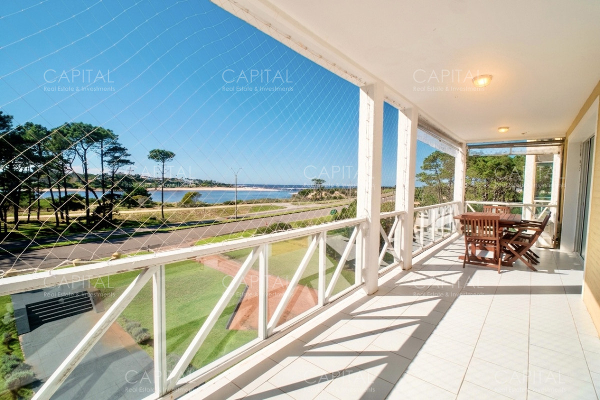 Apartamento ID.39864 - Departamento en venta 2 dormitorios al Lado de La Barra