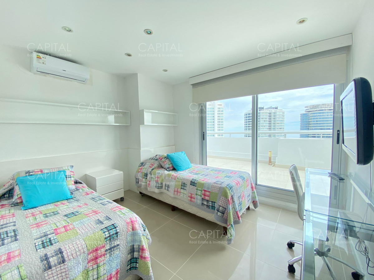 Apartamento ID.35516 - Penthouse en playa brava 3 suites y dependencia en Quartier del Mar