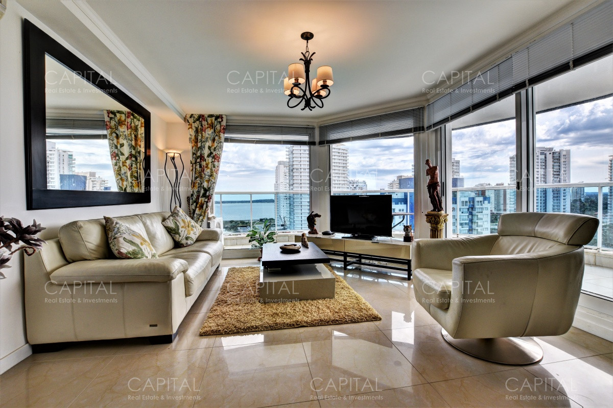 Apartamento ID.27073 - Casino Tower Departamento en Venta