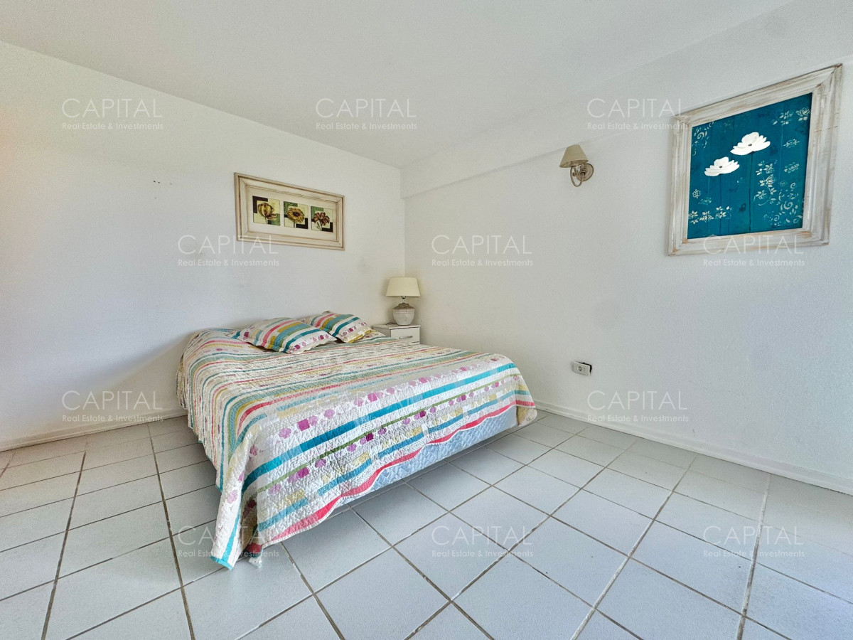 Apartamento ID.25811 - Apartamento en Venta Playa Mansa, Punta del Este Primera Linea