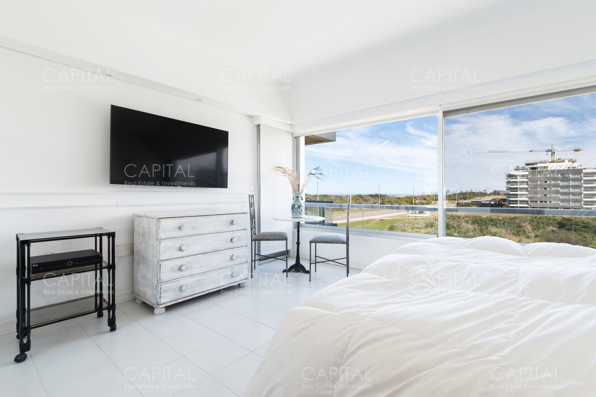 Apartamento ID.35179 - Apartamento en venta en primera línea Playa Brava