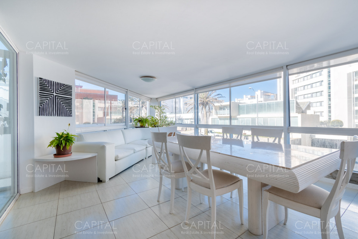 Apartamento ID.29559 - Departamento Grande en venta Punta del Este 