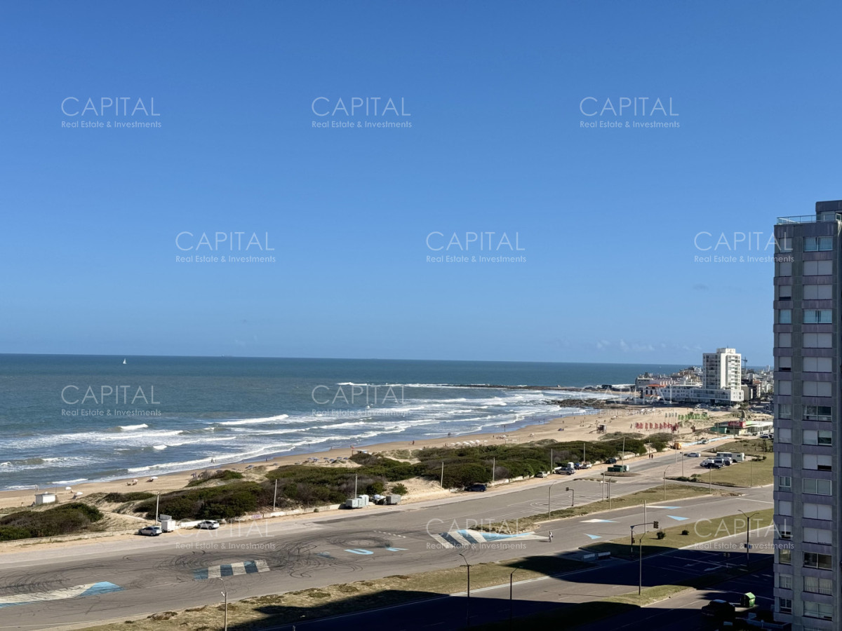 Apartamento ID.39838 - Apartamento en venta de dos dormitorios con vista al Mar, Playa Brava, Punta del Este.