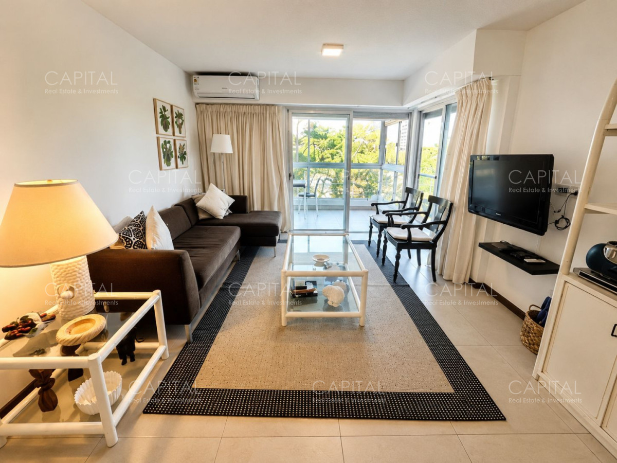 Apartamento ID.40203 - Apartamento tres ambientes amplios cerca de servicios en venta