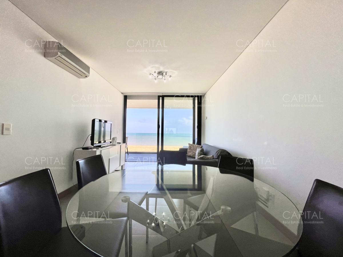 Apartamento ID.38153 - Apartamento en Venta Primera línea Playa Mansa 