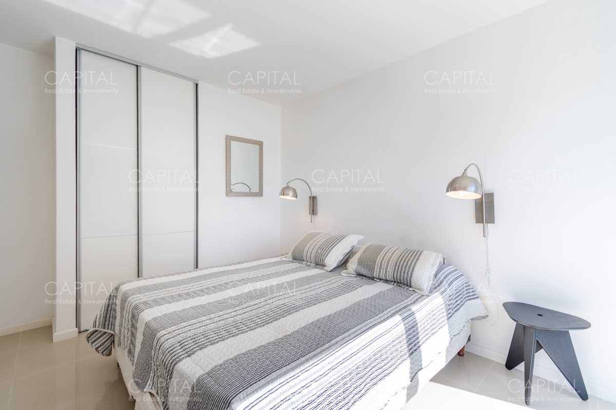 Apartamento ID.30894 - Moderno Apartamento de Dos Dormitorios en Venta Punta del Este