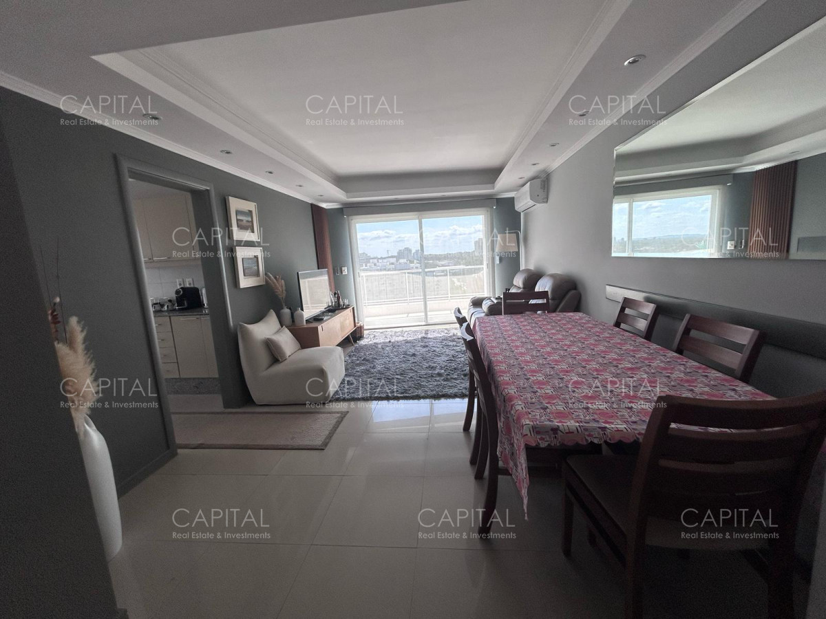 Apartamento ID.32420 - Venta departamento tres dormitorios terraza amplia con parrillero a metros Playa Brava