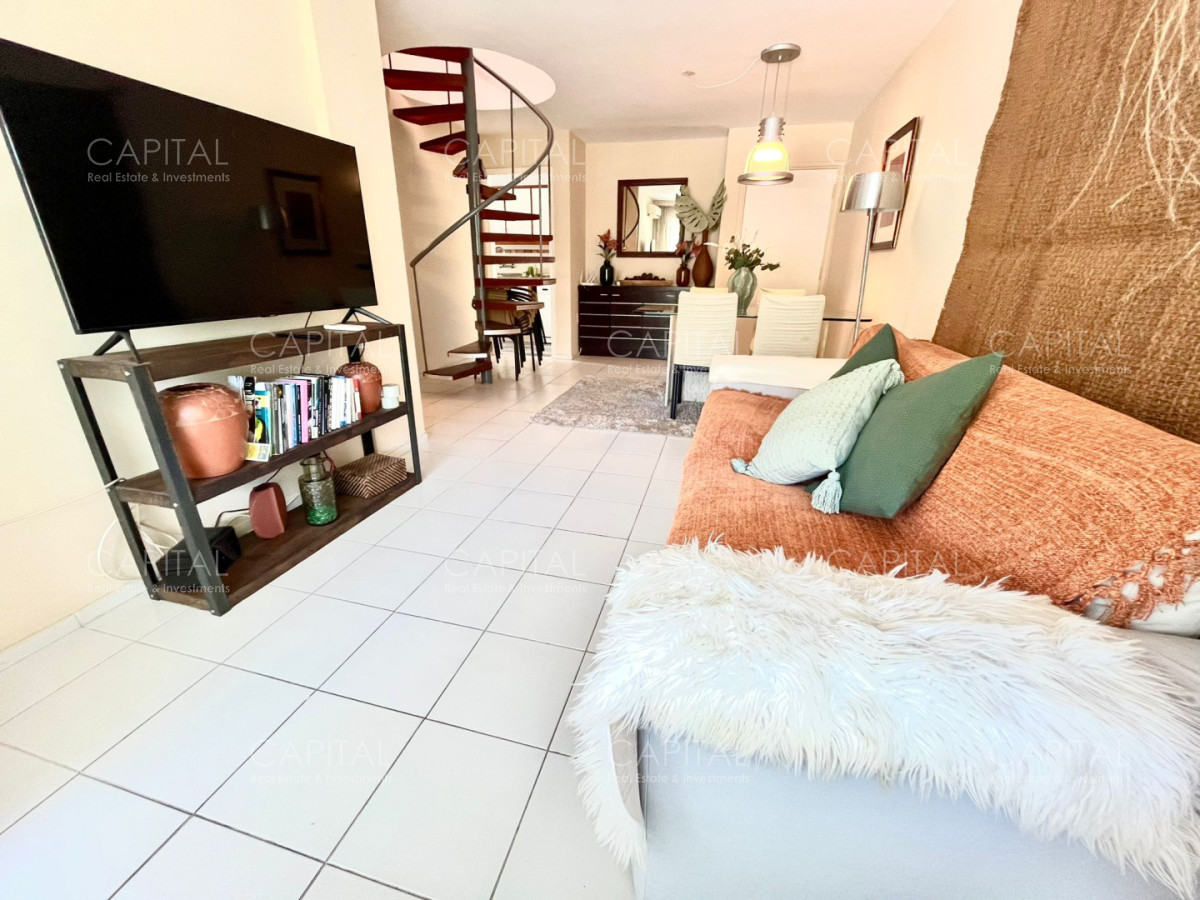 Apartamento ID.32238 - Apartamento en Alquiler Tres Dormitorios Duplex con Parrillero en Playa Mansa