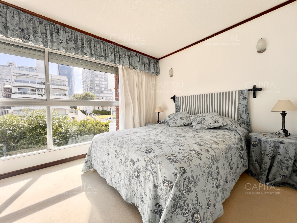 Apartamento ID.26814 - Excelente apartamento en la península con vista al mar - 3 dormitorios!