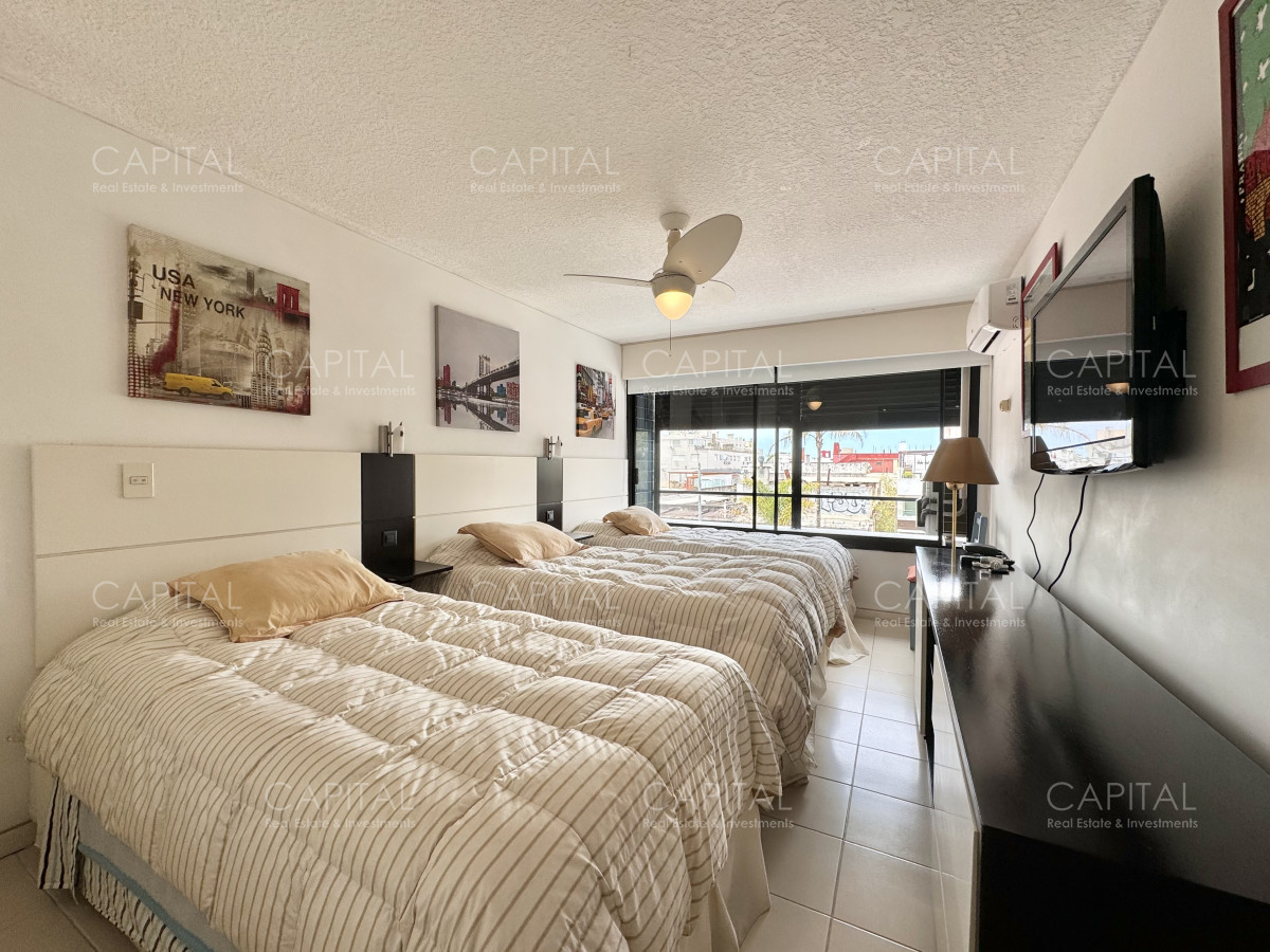 Apartamento ID.33987 - Departamento en Venta Puerto de Punta del Este Tres Dormitorios