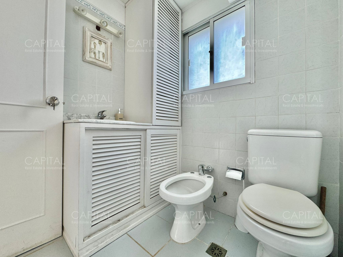 Apartamento ID.25811 - Apartamento en Venta Playa Mansa, Punta del Este Primera Linea