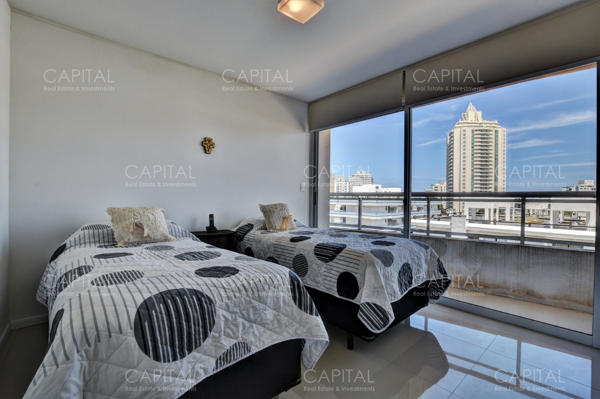 Apartamento ID.27367 - Apartamento en Venta + Sunrise Aidy Grill Playa Brava