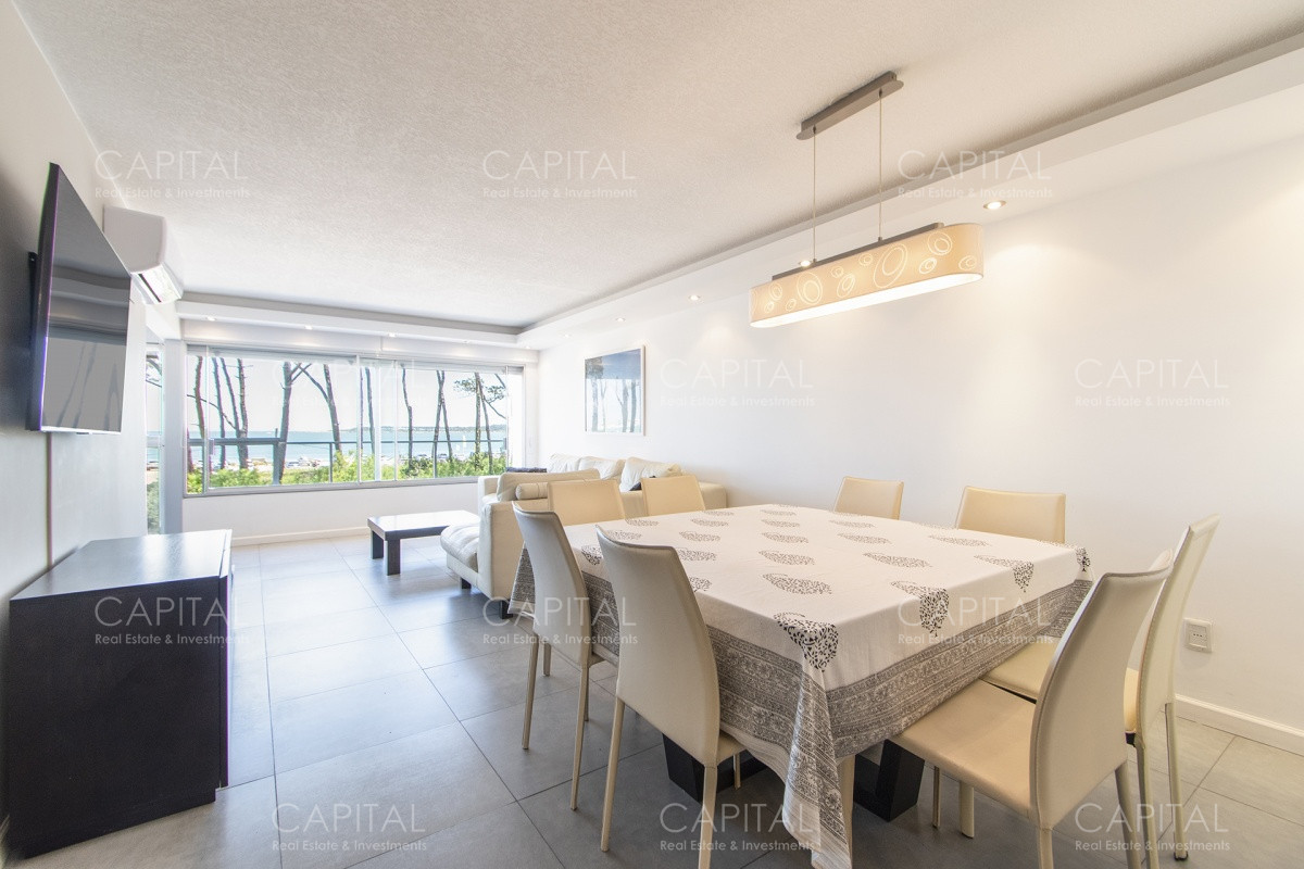 Apartamento ID.33829 - Imarangatu Punta del Este Apartamento en venta frente al mar Punta del Este.
