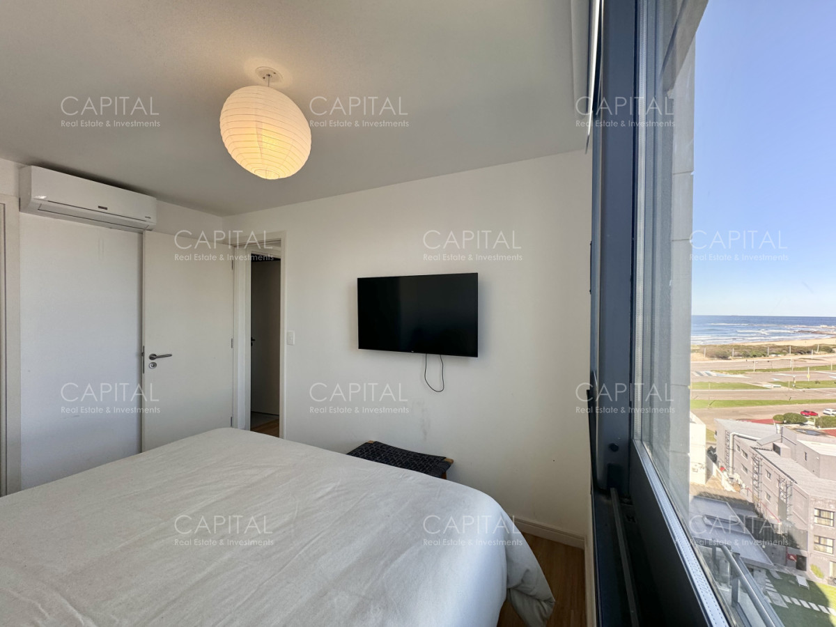 Apartamento ID.40078 - Apartamento de dos dormitorios en venta, Playa Brava, Punta del Este.