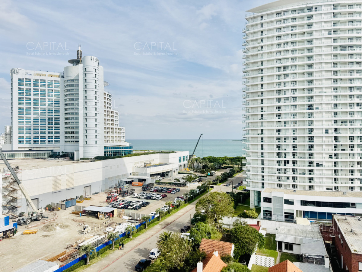 Apartamento ID.40580 - Apartamento reciclado de tres dormitorios en venta en Playa Mansa